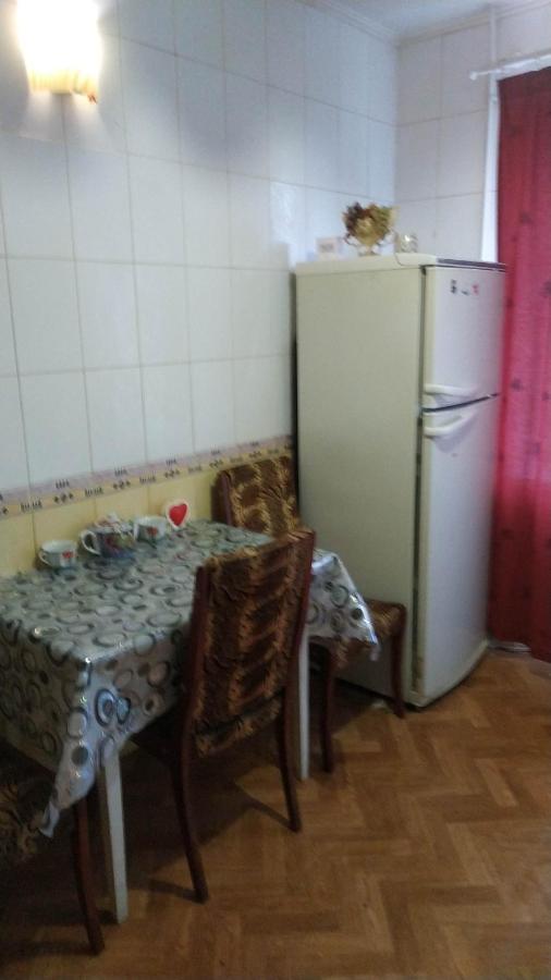 Ferienwohnung Flats Izyum Exterior foto